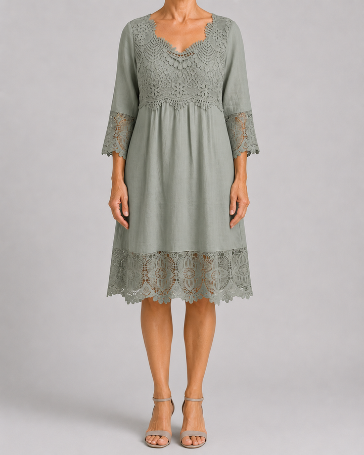 Courtney | Timeless Lace Cocktail Dress