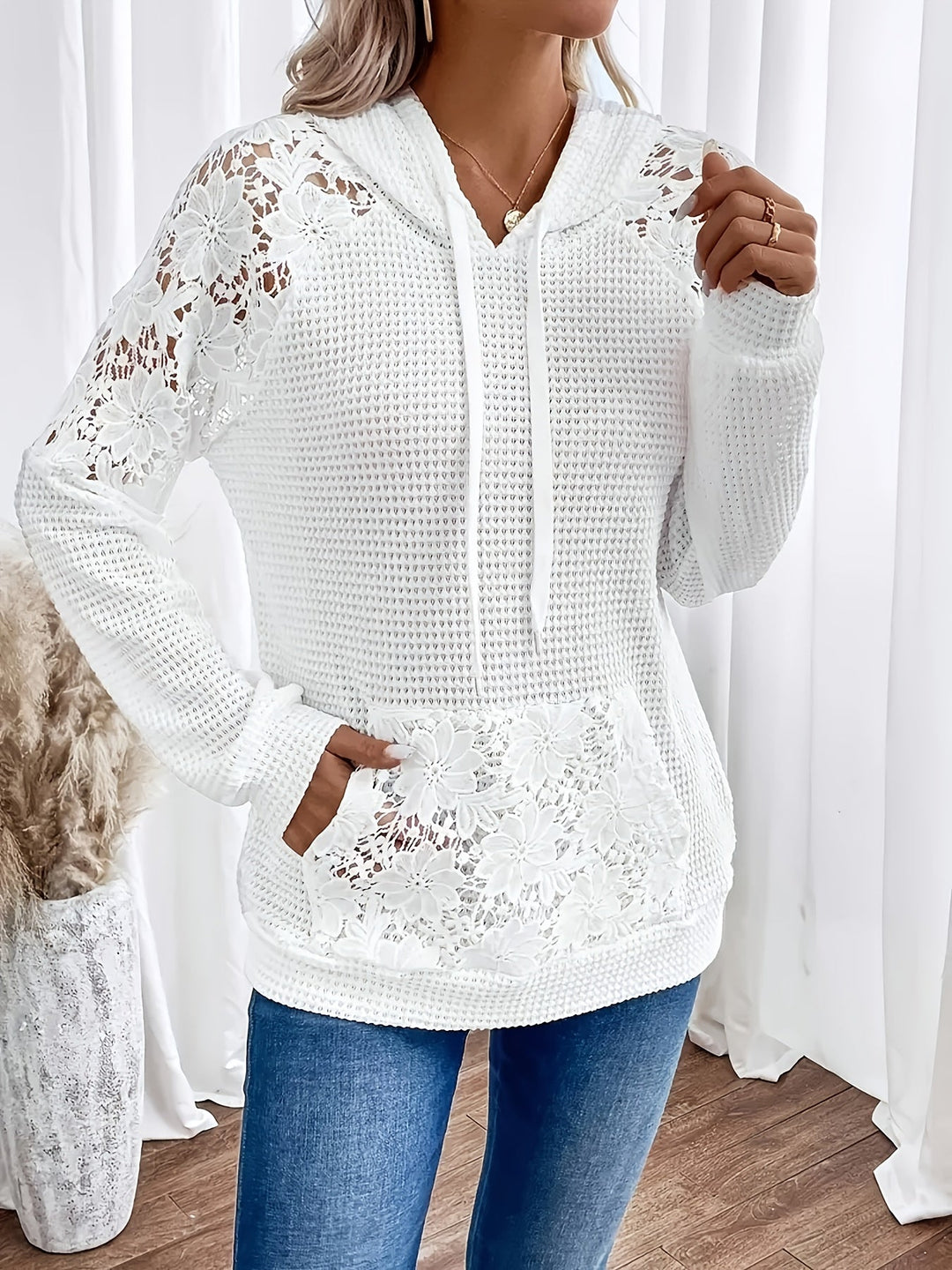 Barbara | Lace Trim Raglan Hoodie