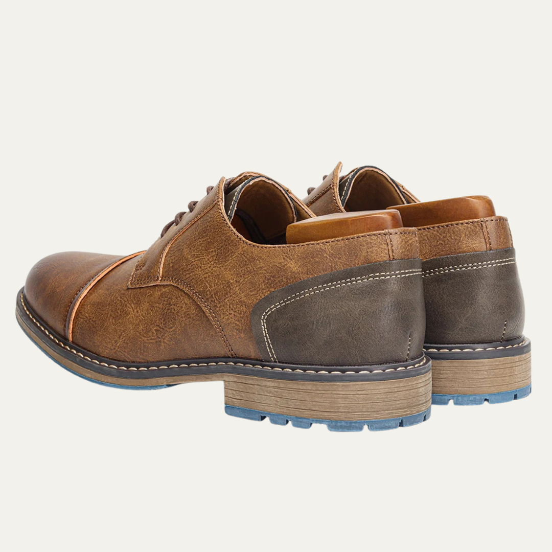 The Monferrato Men’s Retro Lace Up Leather Oxford Shoes