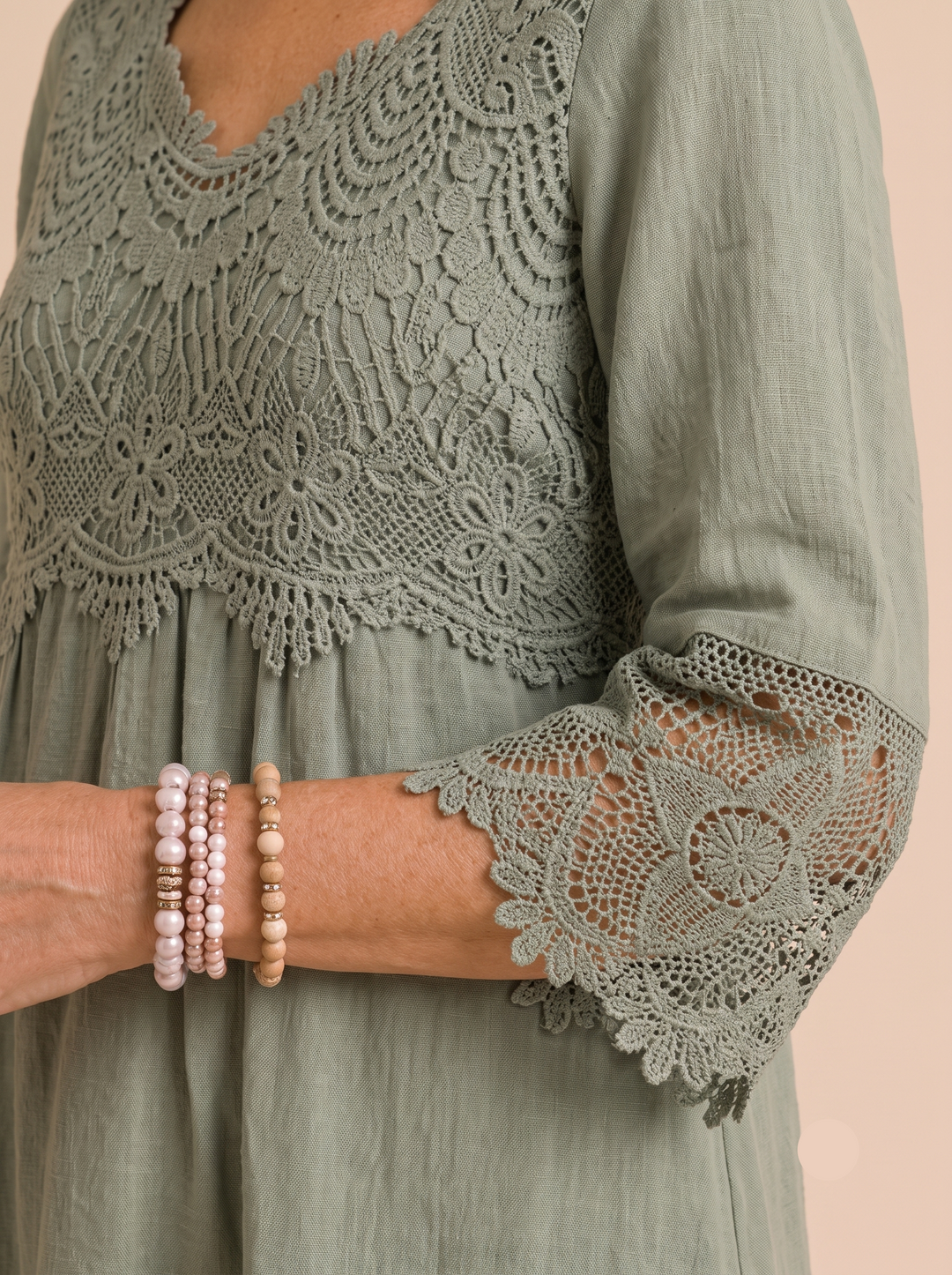 Courtney | Timeless Lace Cocktail Dress