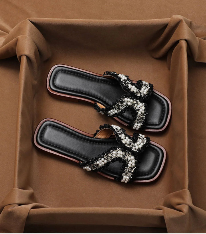 Cala Pearl & Floral Slides