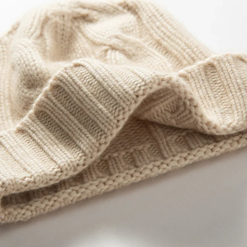 Wren Cable Cashmere Beanie