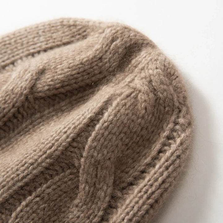 Wren Cable Cashmere Beanie