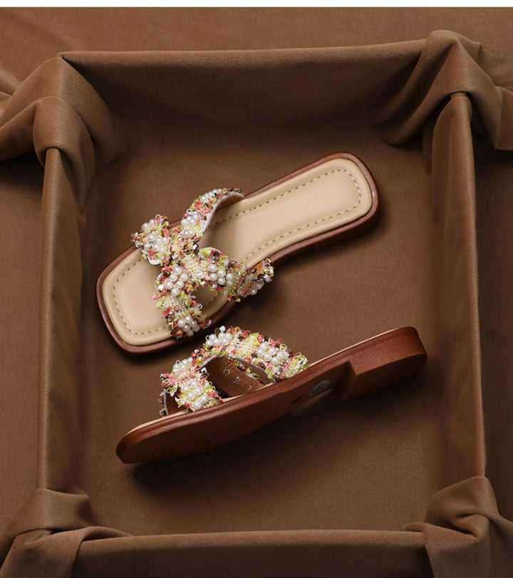 Cala Pearl & Floral Slides