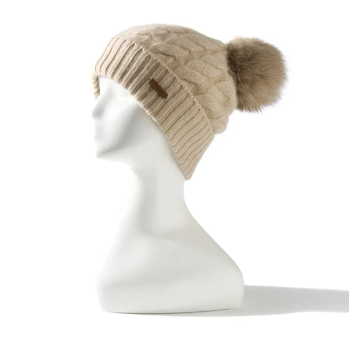 Elle Cable Cashmere Pom Beanie