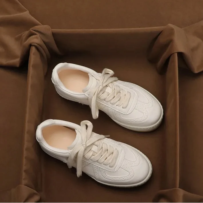 Women's Classic Court Trainer
