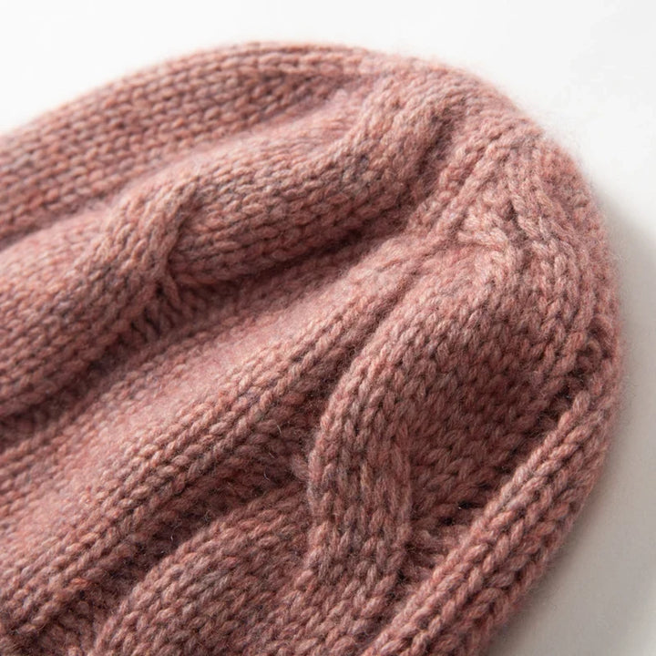 Wren Cable Cashmere Beanie