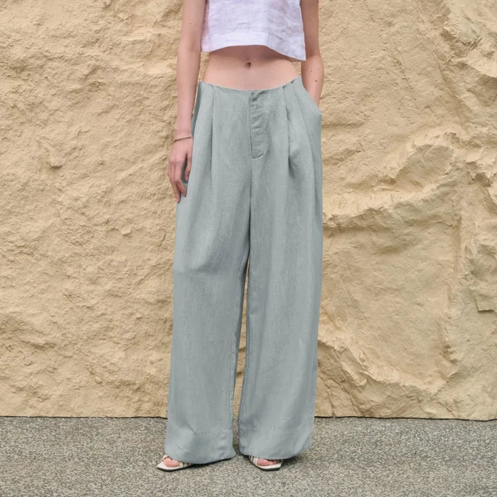The Pleated Wide Leg Linen Pant