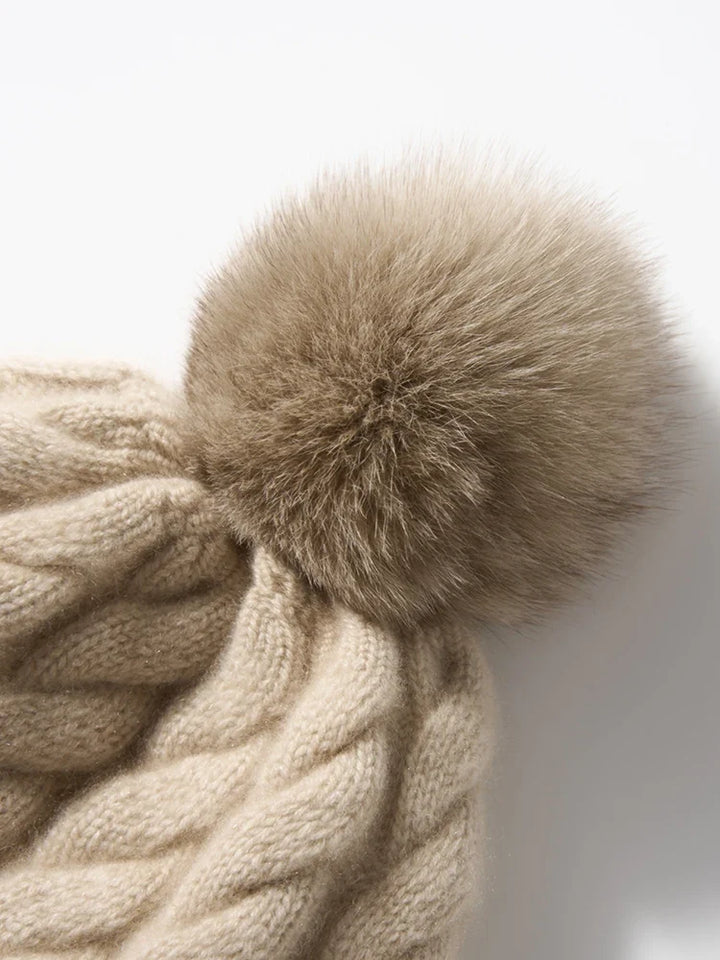 Elle Cable Cashmere Pom Beanie