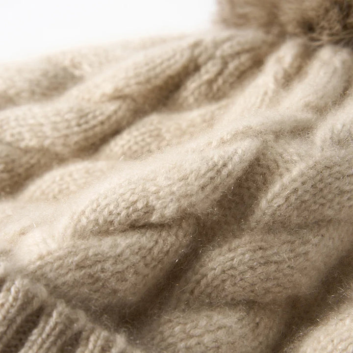 Elle Cable Cashmere Pom Beanie