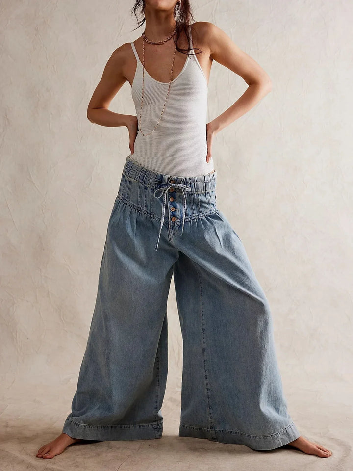 Aria Women's Pull-On Chambray Jeans
