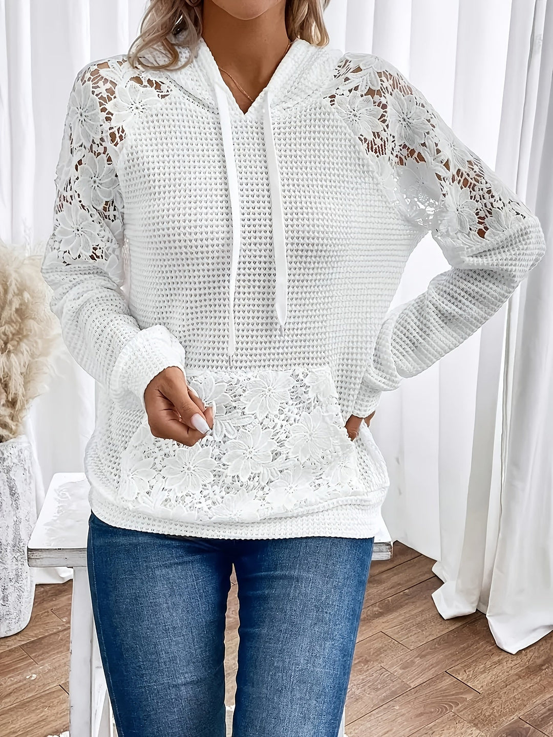 Barbara | Lace Trim Raglan Hoodie