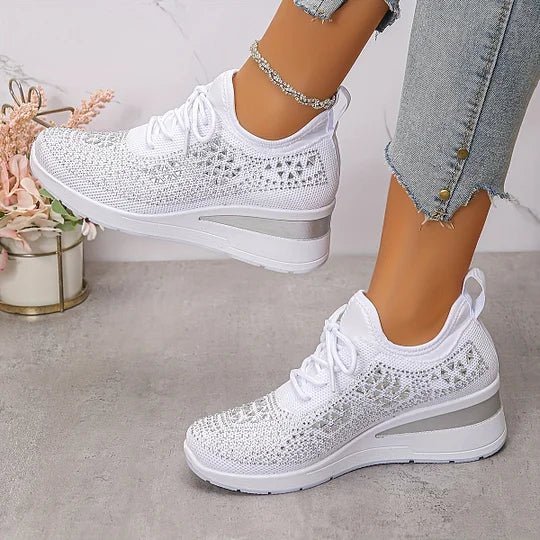 Wide Toe Box Walking Sneakers