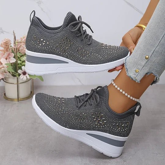 Wide Toe Box Walking Sneakers